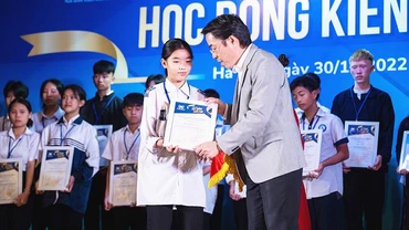 Học bổng Kiến tạo 2022 cho học sinh có hoàn cảnh khó khăn
