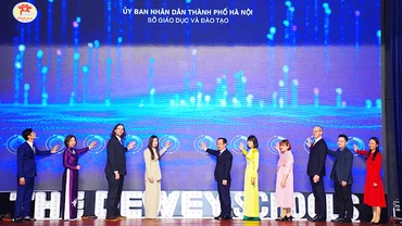 "Tháng tự học ngoại ngữ" 