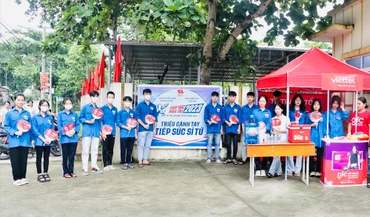 Tiếp sức mùa thi tại huyện Trấn Yên, tỉnh Yên Bái.