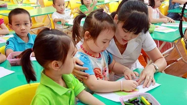 [Video] Đề xuất bổ sung miễn học phí cho trẻ dưới 5 tuổi, hỗ trợ học phí trường dân lập