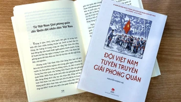 Cuốn sách “Đội Việt Nam Tuyên truyền Giải phóng quân”cuốn sách “Đội Việt Nam Tuyên truyền Giải phóng quân”.