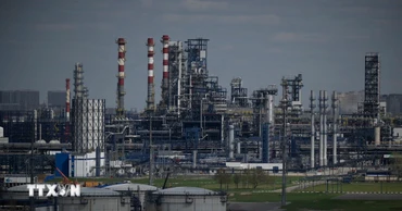 Cơ sở lọc dầu của Tập đoàn Gazprom ở ngoại ô Moskva, Nga. (Ảnh: AFP/TTXVN)