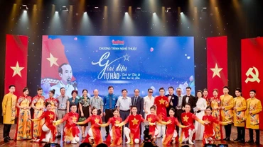 Chương trình “Giai điệu tự hào - Tuổi trẻ Thủ đô làm theo lời Bác” năm 2022. (Ảnh: Ban tổ chức)