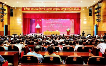 Quang cảnh buổi tiếp xúc.