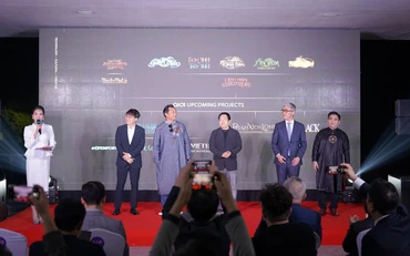 Ban Giám đốc Hãng phim ra mắt. (Ảnh: AIOI Studios)