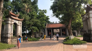 Di tích đền Đa Hòa (Hưng Yên).