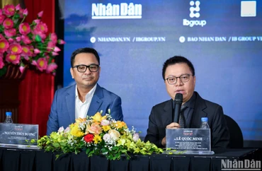 Tổng Biên tập Lê Quốc Minh chia sẻ tại lễ công bố. (Ảnh: THÀNH ĐẠT)