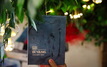 Album "Gửi dĩ vãng". (Ảnh: HÒA NGUYỄN)