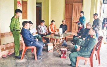 Việc tuyên truyền, triển khai công tác tuyển quân ở xã Phù Lưu, huyện Lộc Hà được tổ chức chặt chẽ, chất lượng.