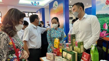 Nông sản, thực phẩm Việt Nam ngày càng được khách hàng trong nước và quốc tế biết đến. (Ảnh Mạnh Hảo)