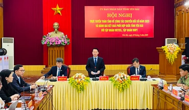Đồng chí Đỗ Đức Duy, Ủy viên Trung ương Đảng, Bí thư Tỉnh ủy Yên Bái phát biểu tại hội nghị.