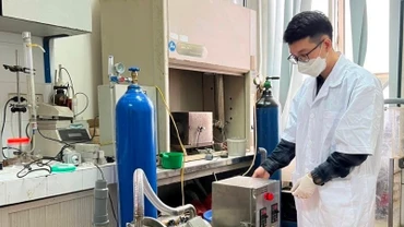 Nghiên cứu công nghệ xử lý nước thải tại Viện Khoa học công nghệ Năng lượng và Môi trường.