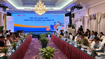 Quang cảnh hội thảo.