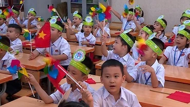 [Video] Hà Nội: Tuyển sinh mầm non, lớp 1, lớp 6 công lập từ ngày 1/7