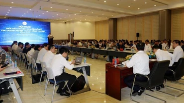 Toàn cảnh hội nghị. 