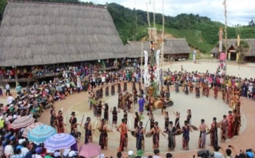 Phát triển du lịch sinh thái gắn với bảo tồn đa dạng sinh học
