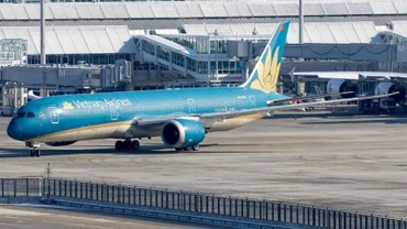 Máy bay Vietnam Airlines tại sân bay Frankfurt.