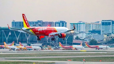 Hãng hàng không Vietjet mở thêm đường bay kết nối Hà Nội-Thượng Hải với chuyến bay đầu tiên cất cánh ngày 29/4/2025.