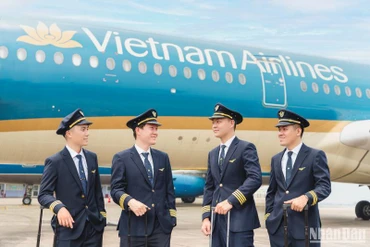 Hành trình 30 năm vươn ra thế giới của Hãng hàng không quốc gia