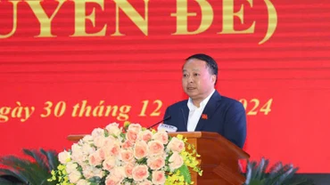 Đồng chí Phan Huy Ngọc được bầu giữ chức Chủ tịch Ủy ban nhân dân tỉnh Hà Giang.