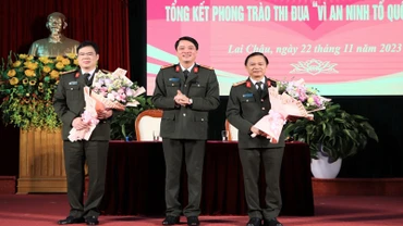 Công an Lai Châu bàn giao đơn vị Cụm trưởng Cụm thi đua cho Công an tỉnh Lạng Sơn, Phó Cụm trưởng Cụm thi đua cho Công an tỉnh Cao Bằng. 