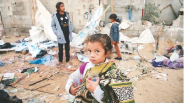 Trẻ em Palestine tại trại tị nạn ở Gaza.
