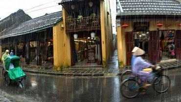 Giữ an toàn khi đi du lịch mùa mưa bão