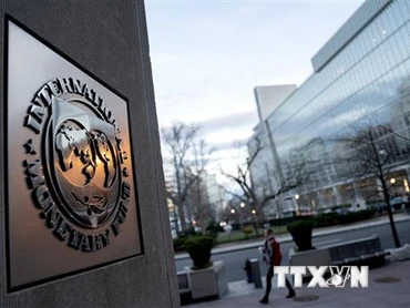 Biểu tượng IMF tại Washington, DC, Mỹ. (Ảnh: AFP/TTXVN)