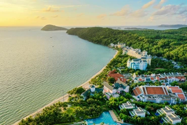 Phú Quốc đã lọt top 25 hòn đảo tốt nhất thế giới của Travel + Leisure. (Ảnh: Sun Property)