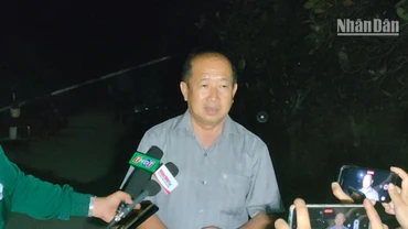 [Video] Đã đưa được bé Hạo Nam lên sau 21 ngày cứu hộ