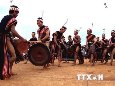 Hội cồng chiêng của dân tộc Giá Rai, huyện Chư Prông, Gia Lai. (Ảnh:TTXVN)