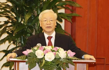 Tổng Bí thư Nguyễn Phú Trọng phát biểu tại Đại hội đại biểu toàn quốc Hội Chữ thập đỏ Việt Nam. (Ảnh TTXVN)