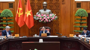 Thủ tướng Phạm Minh Chính chủ trì cuộc họp với các bộ, ngành để tháo gỡ khó khăn, vướng mắc các dự án tồn đọng. 