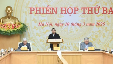 Thủ tướng Phạm Minh Chính phát biểu chỉ đạo tại phiên họp.