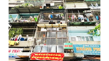 Cư xá Lý Thường Kiệt vẫn tồn tại nhiều “chuồng cọp” tự cơi nới, ảnh hưởng đến an toàn PCCC.