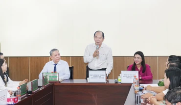 PGS.TS Tăng Chí Thượng – Giám đốc Sở Y tế TP Hồ Chí Minh phát biểu tại lễ triển khai hệ thống Kiosk y tế thông minh tại Bệnh viện Tai Mũi Họng TP Hồ Chí Minh.