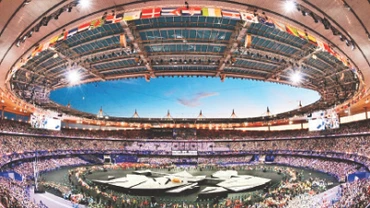 Lễ bế mạc hoành tráng khép lại hai tuần đua tranh của Olympic Paris 2024 với liên tiếp các kỷ lục được thiết lập. (Ảnh Le Progrès)