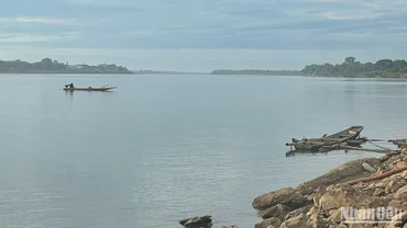 Lưu vực sông Mekong cung cấp sinh kế cho hàng chục triệu người. (Ảnh: Hải Tiến)