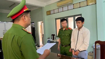 Khởi tố, bắt tạm giam Phạm Thành Nhẫn.