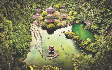 Những lễ hội đặc sắc giúp lan tỏa giá trị của Di sản văn hóa và thiên nhiên thế giới Tràng An.Ảnh: Trường Huy