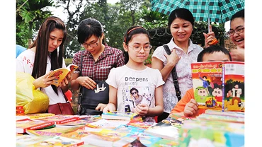 Tặng sách cho con giúp phát triển văn hóa đọc.