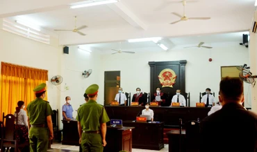 Phiên tòa xét xử một bị cáo chưa thành niên ở Kiên Giang.