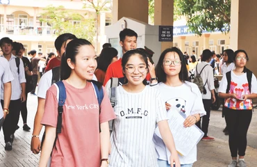 Năm 2024, Hà Nội có 109.078 thí sinh đăng ký dự thi tốt nghiệp THPT. Ảnh: SONG ANH
