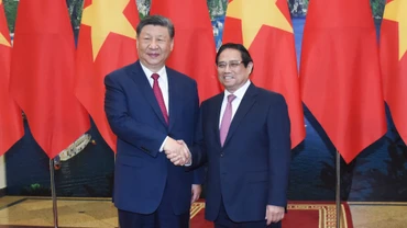 Thủ tướng Phạm Minh Chính đón Tổng Bí thư, Chủ tịch Trung Quốc Tập Cận Bình.