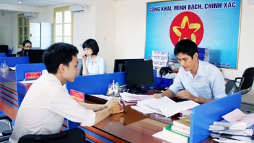 Trách nhiệm của người đứng đầu, cán bộ, công chức, viên chức trong giải quyết TTHC. (Ảnh: caicachhanhchinh.hanoi.gov.vn)