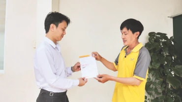 Hỗ trợ người dân thực hiện trực tuyến dịch vụ công quốc gia 