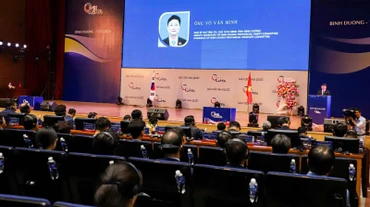 Toàn cảnh hội nghị.