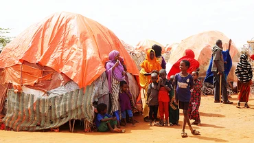 Nhiều trẻ em Somalia đang trong tình trạng sống nghèo cùng cực. Ảnh: REUTERS