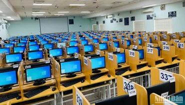 Khu vực phòng máy, nơi các thí sinh sẽ thi lý thuyết vòng 1.