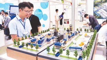 Các giải pháp, sản phẩm trong lĩnh vực năng lượng - môi trường được giới thiệu tại Hội chợ ENTECH HANOI 2023.